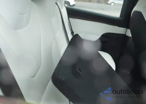 2022 Tesla Model X Dual Motor All-Wheel Drive/Plaid Tri Motor All-Wheel Drive z USA, uszkodzony, nr VIN 7SAXCDE51NF342117